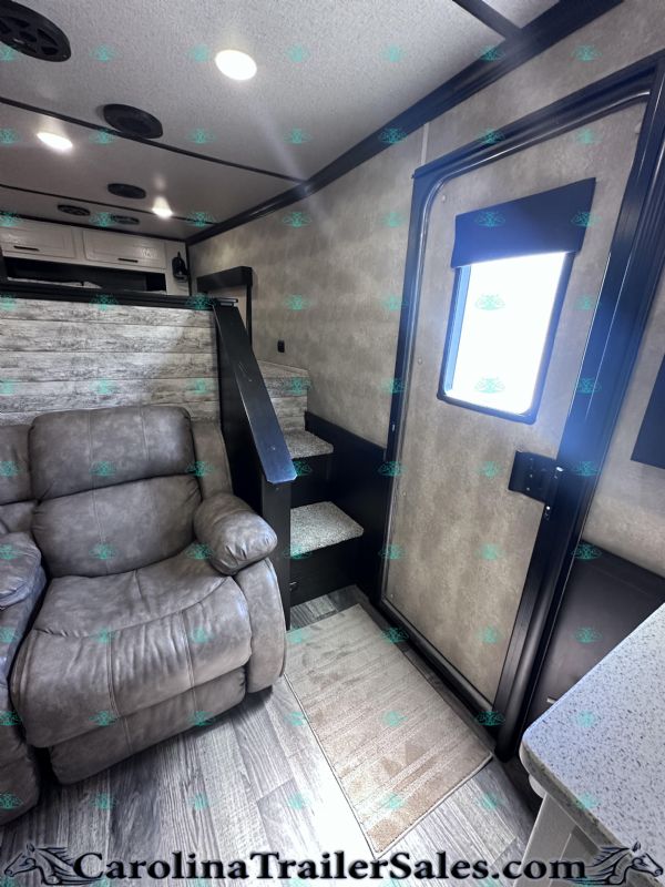 Used Horse Trailers for Sale