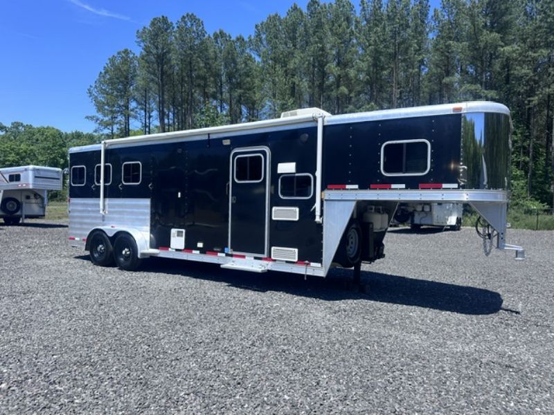 Used Horse Trailers for Sale