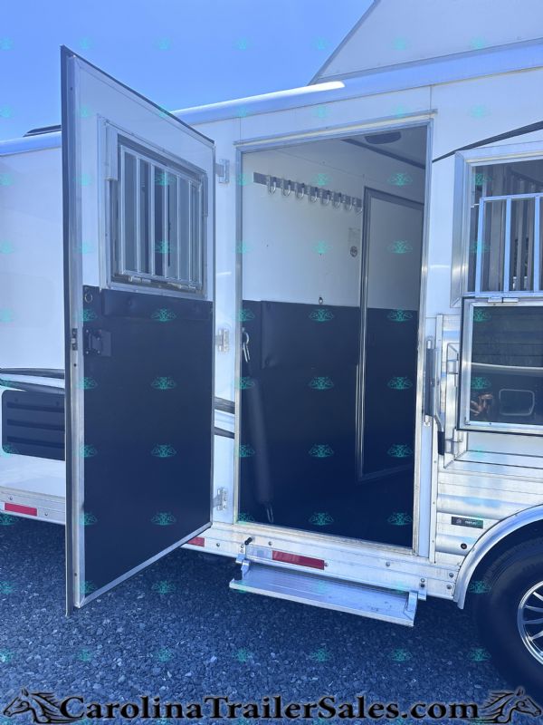 Used Horse Trailers for Sale