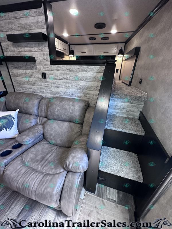 Used Horse Trailers for Sale