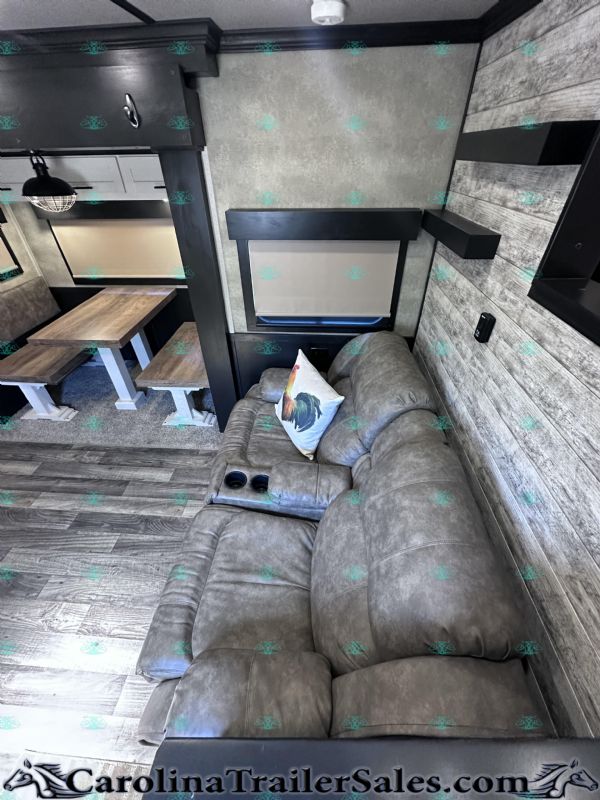 Used Horse Trailers for Sale