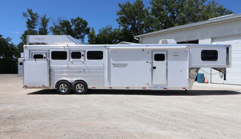 Used Horse Trailers for Sale
