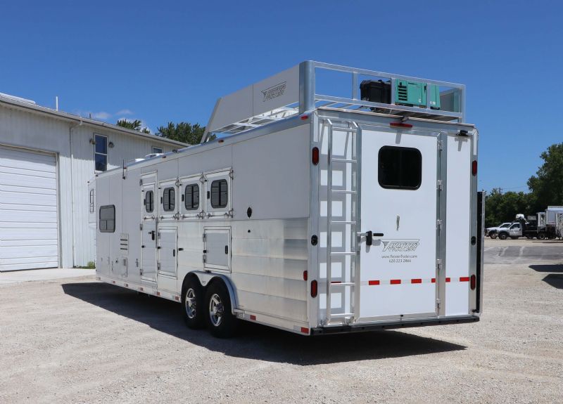 Used Horse Trailers for Sale