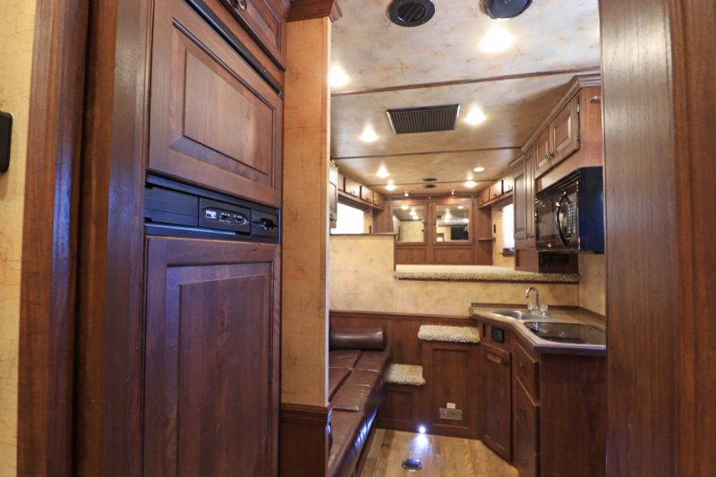 Used Horse Trailers for Sale