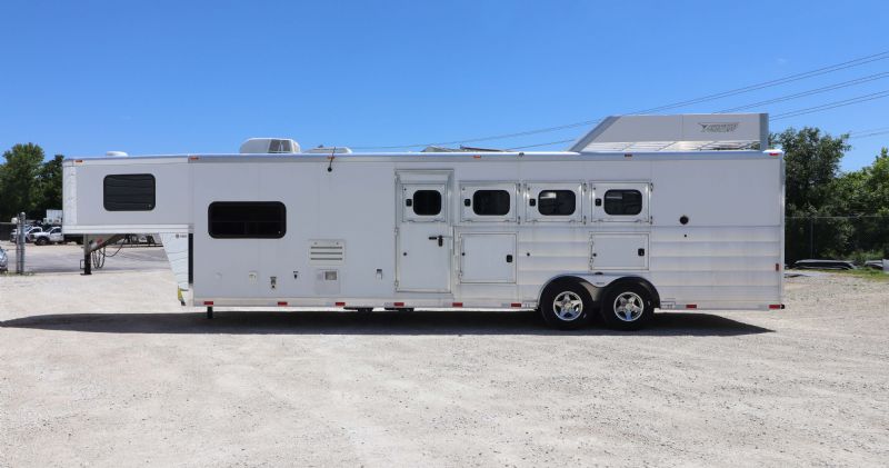 Used Horse Trailers for Sale