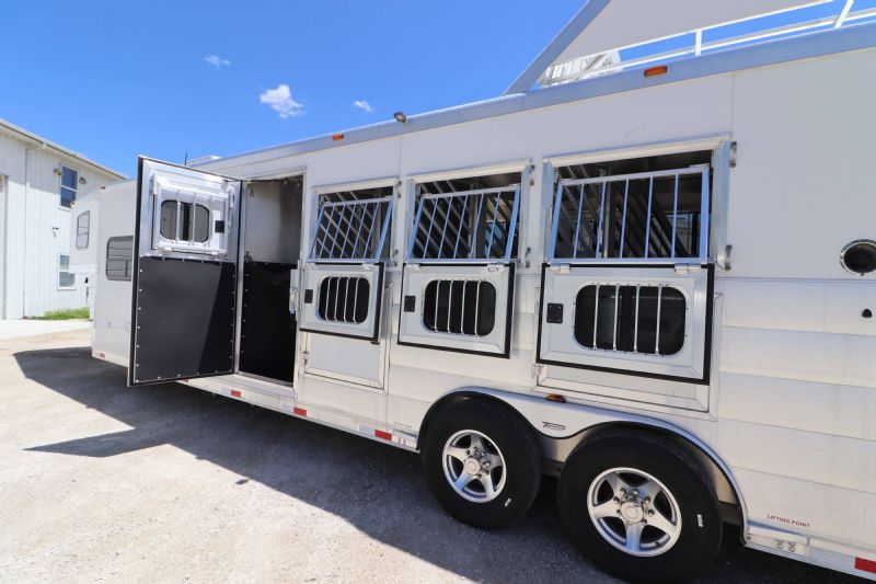 Used Horse Trailers for Sale
