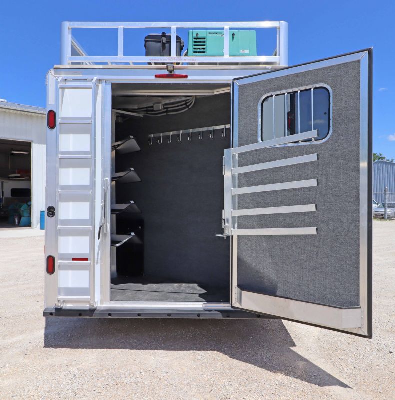 Used Horse Trailers for Sale