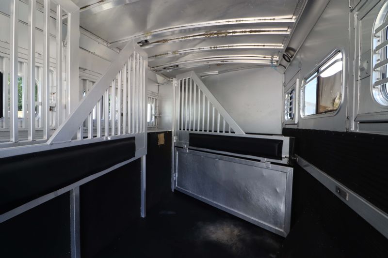 Used Horse Trailers for Sale