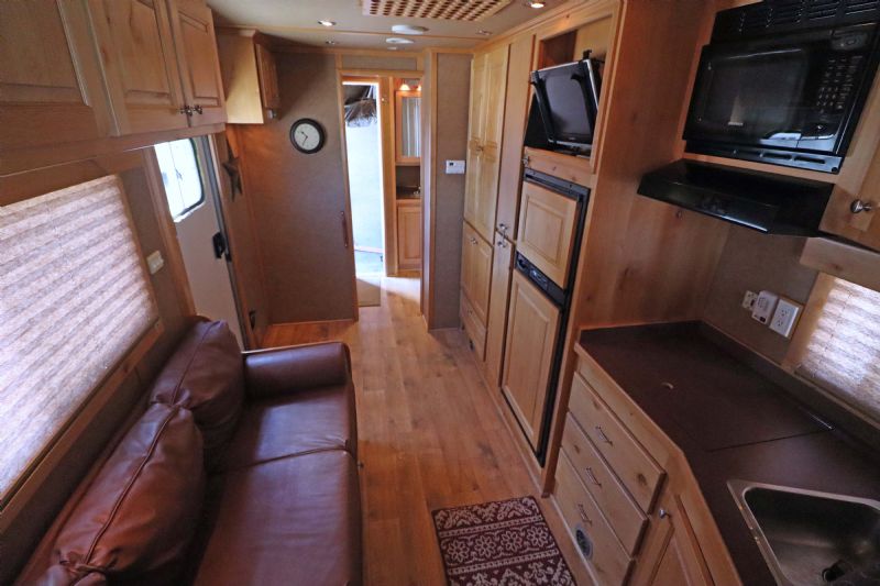 Used Horse Trailers for Sale