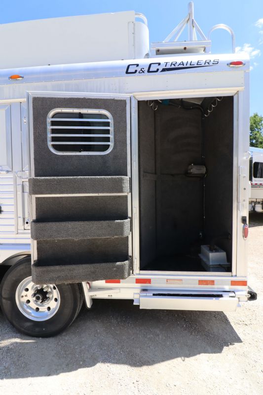 Used Horse Trailers for Sale