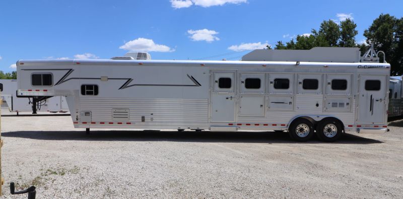 Used Horse Trailers for Sale