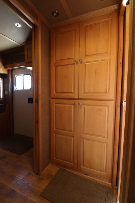 Used Horse Trailers for Sale