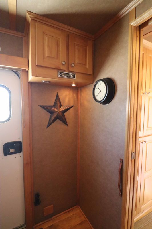 Used Horse Trailers for Sale