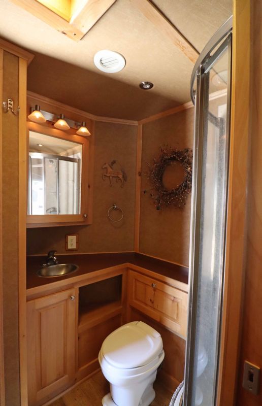 Used Horse Trailers for Sale