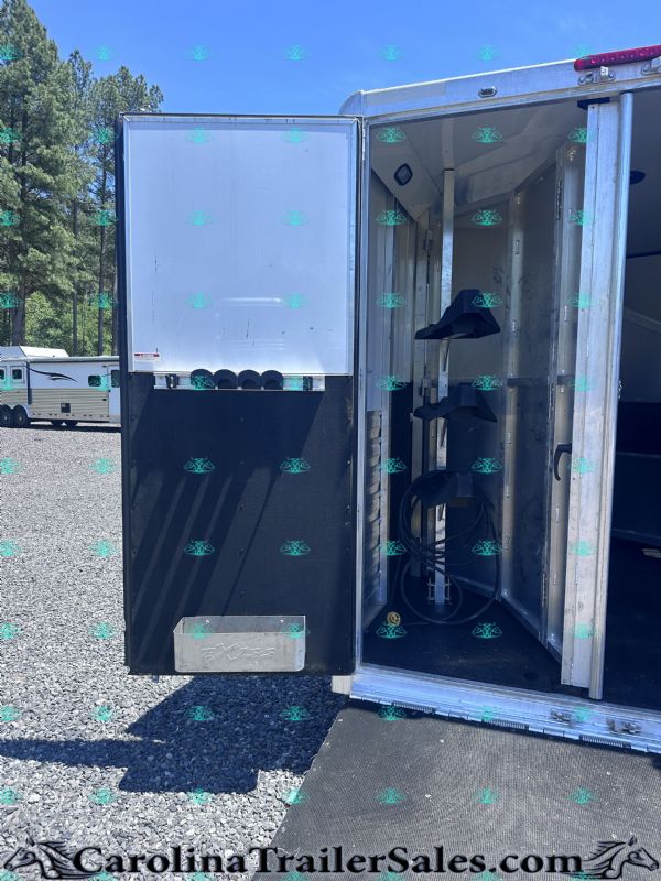 Used Horse Trailers for Sale