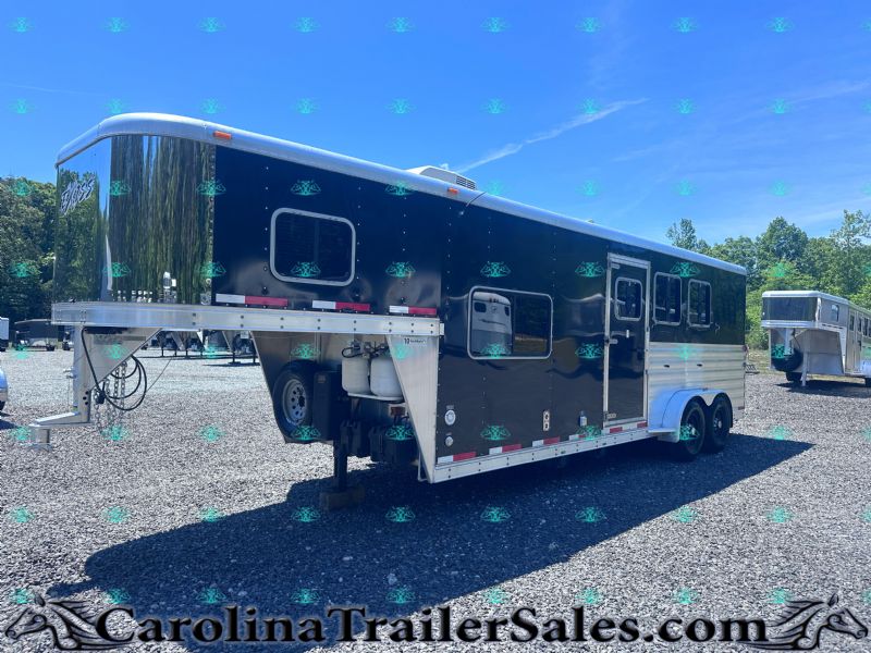 Used Horse Trailers for Sale