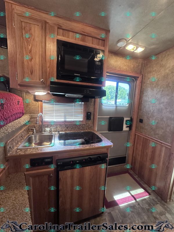Used Horse Trailers for Sale