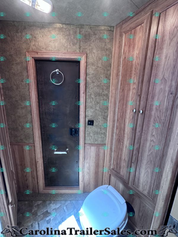 Used Horse Trailers for Sale