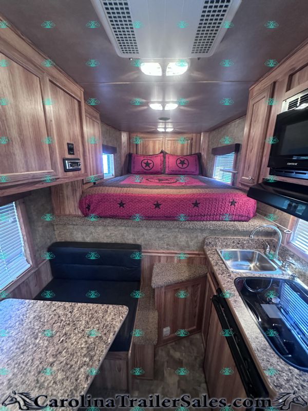 Used Horse Trailers for Sale