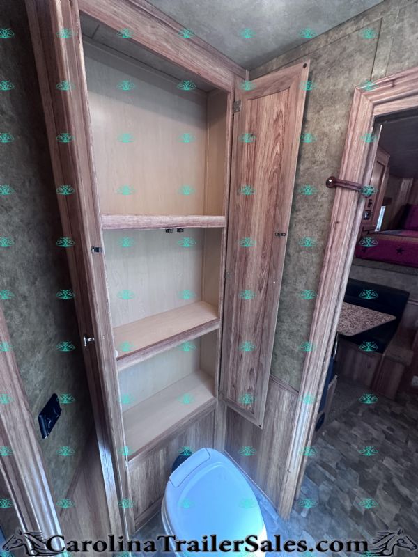Used Horse Trailers for Sale