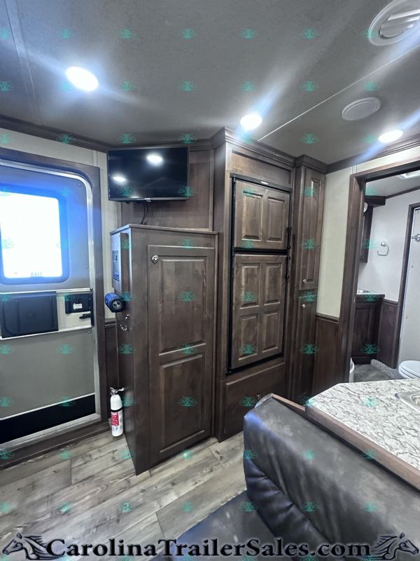 Used Horse Trailers for Sale