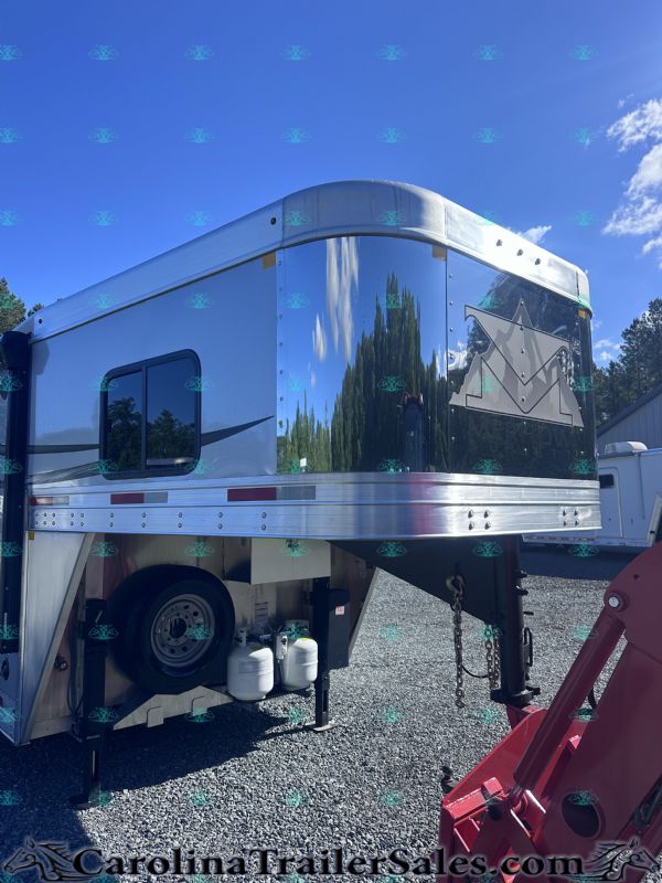 Used Horse Trailers for Sale