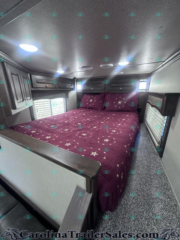 Used Horse Trailers for Sale