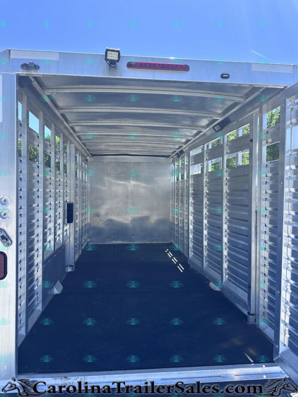 Used Horse Trailers for Sale