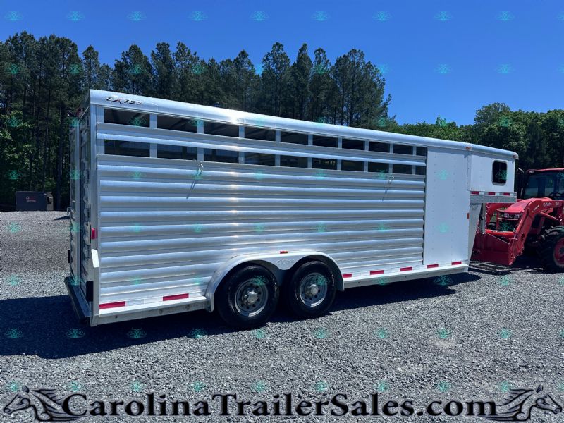 Used Horse Trailers for Sale