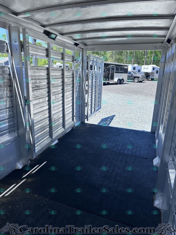 Used Horse Trailers for Sale