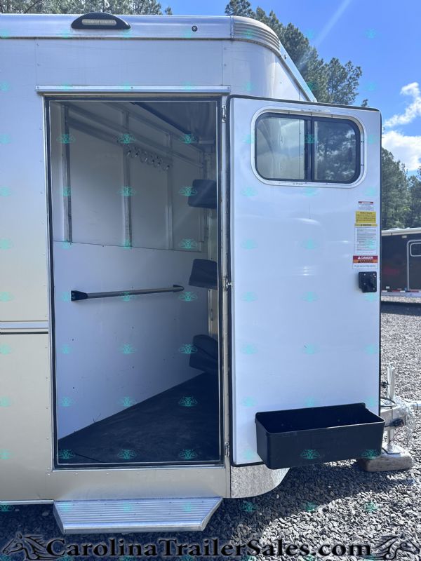 Used Horse Trailers for Sale
