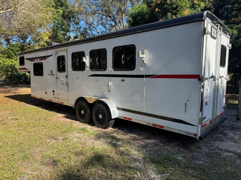 Used Horse Trailers for Sale