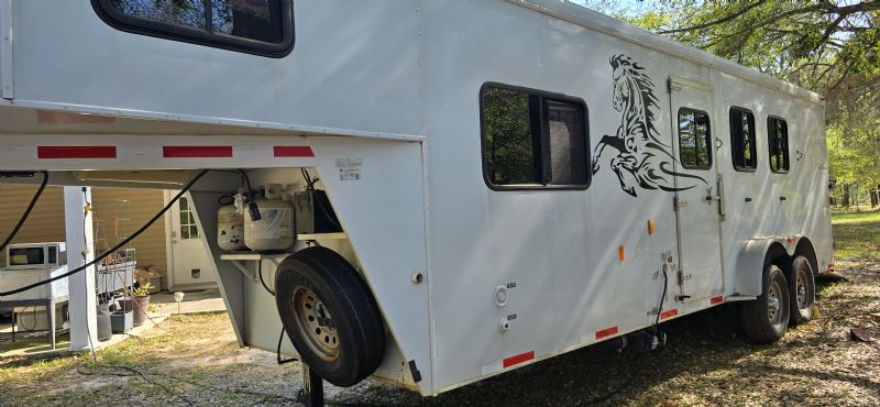 Used Horse Trailers for Sale