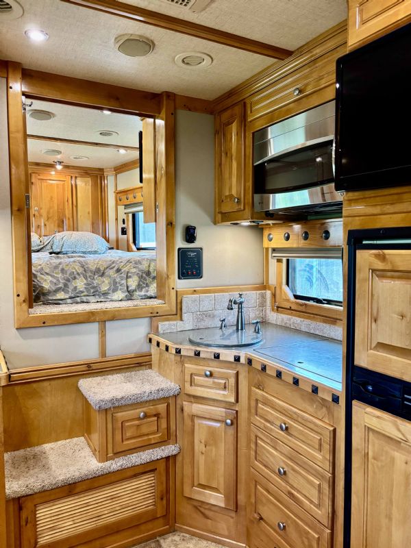 Used Horse Trailers for Sale
