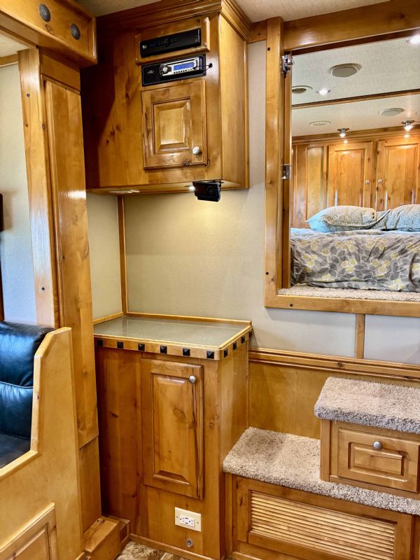 Used Horse Trailers for Sale