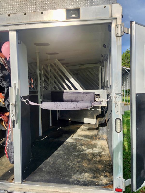 Used Horse Trailers for Sale