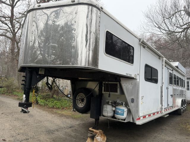 Used Horse Trailers for Sale