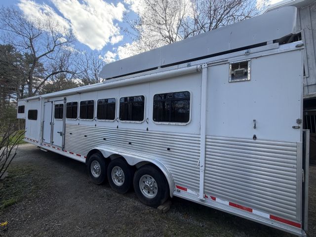 Used Horse Trailers for Sale