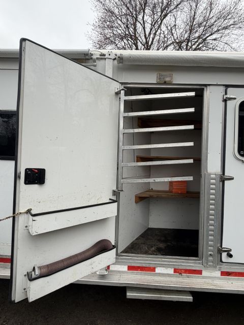 Used Horse Trailers for Sale
