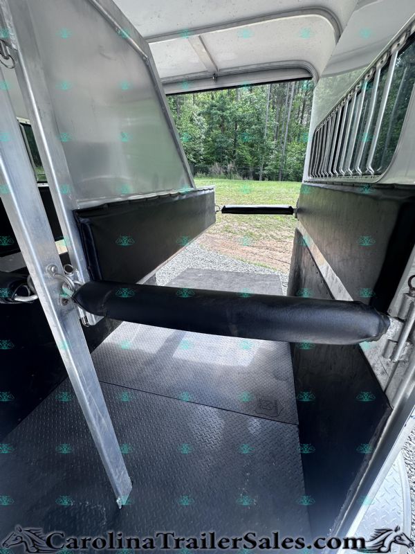 Used Horse Trailers for Sale
