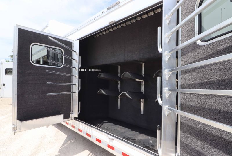 Used Horse Trailers for Sale