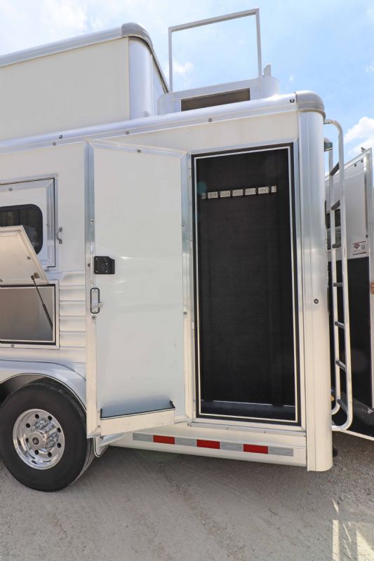 Used Horse Trailers for Sale