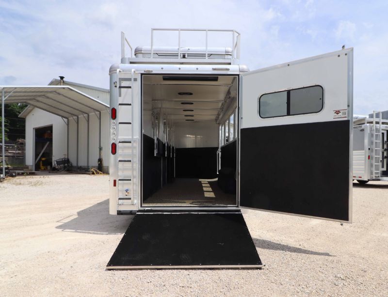 Used Horse Trailers for Sale