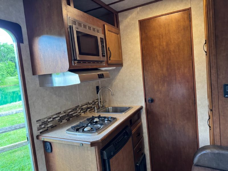 Used Horse Trailers for Sale