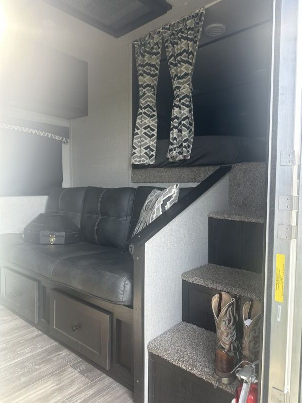 Used Horse Trailers for Sale
