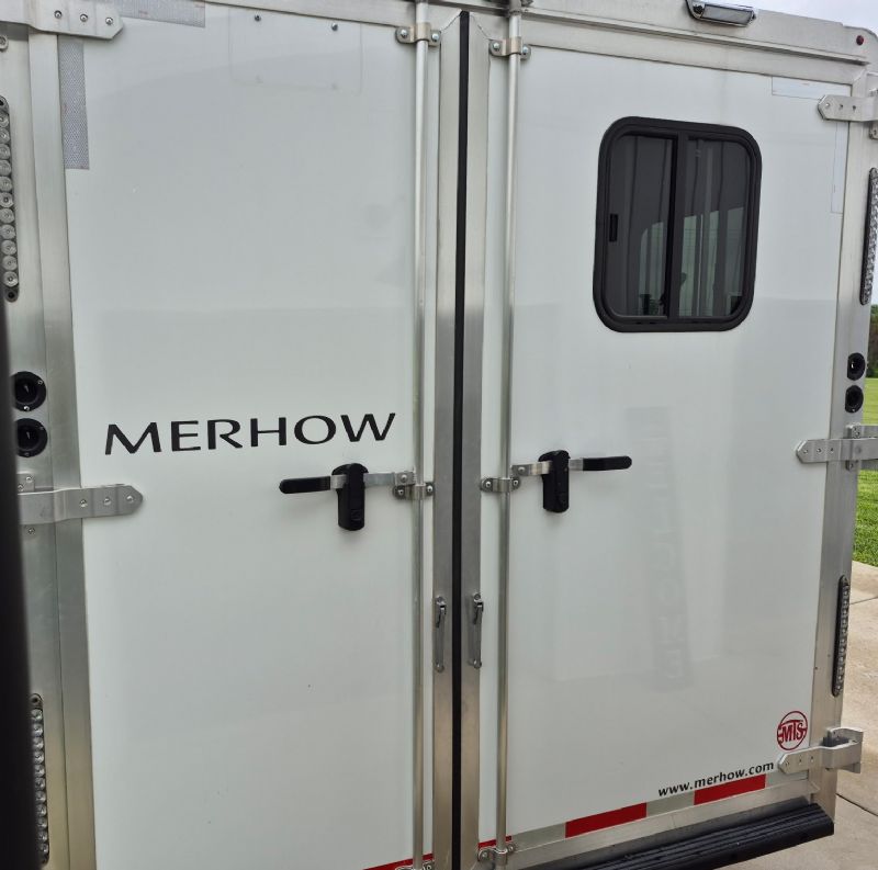 Used Horse Trailers for Sale