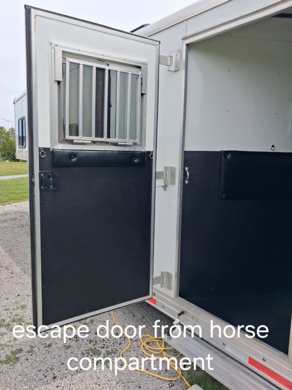 Used Horse Trailers for Sale