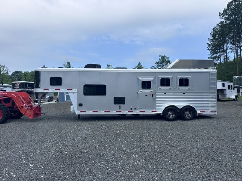 Used Horse Trailers for Sale