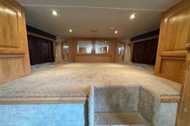 Used Horse Trailers for Sale