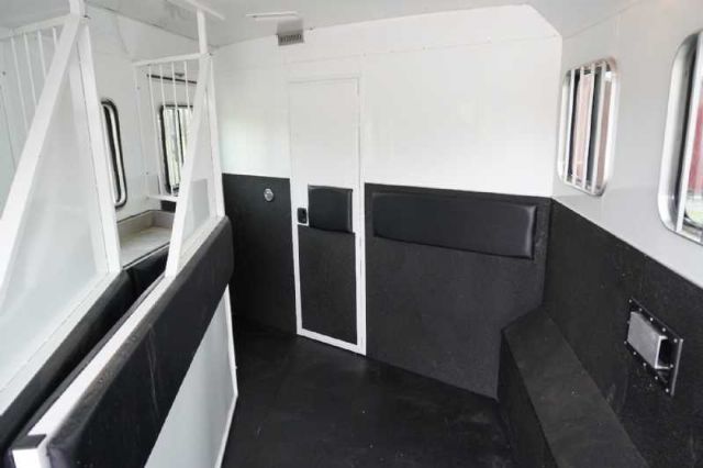Used Horse Trailers for Sale